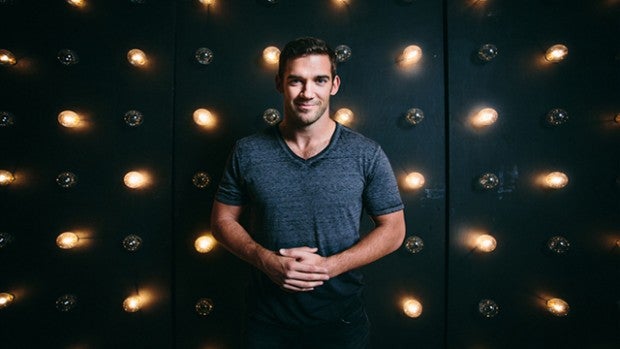 Lewis Howes Head Shot